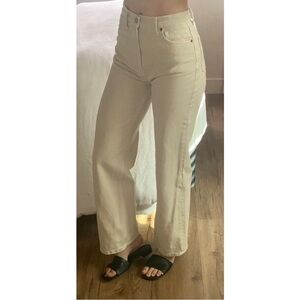 Reformation Wilder high rise wide leg cropped jeans | sz 25 | Almond color